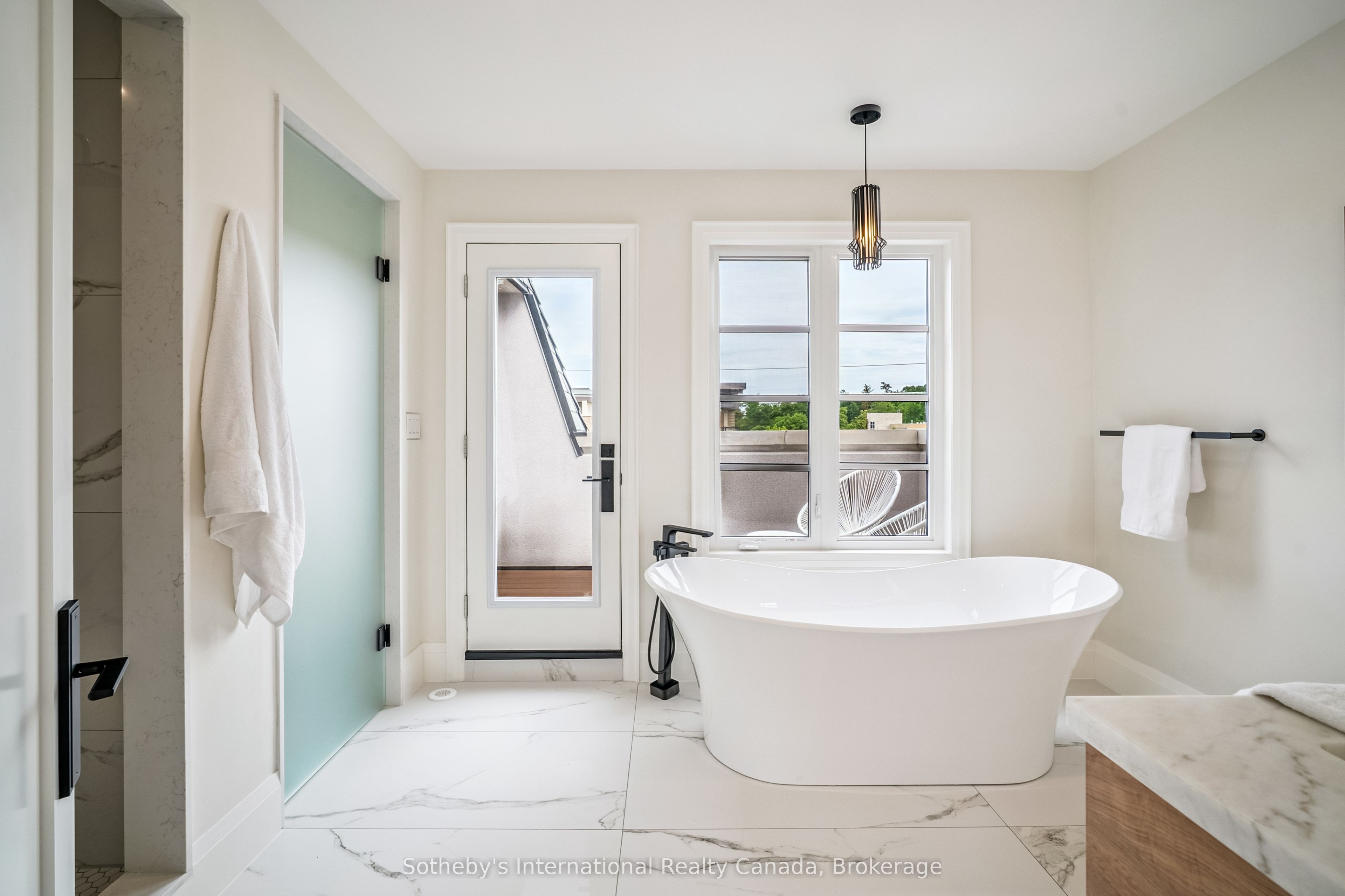 249 Rebecca Street Property Photo 37