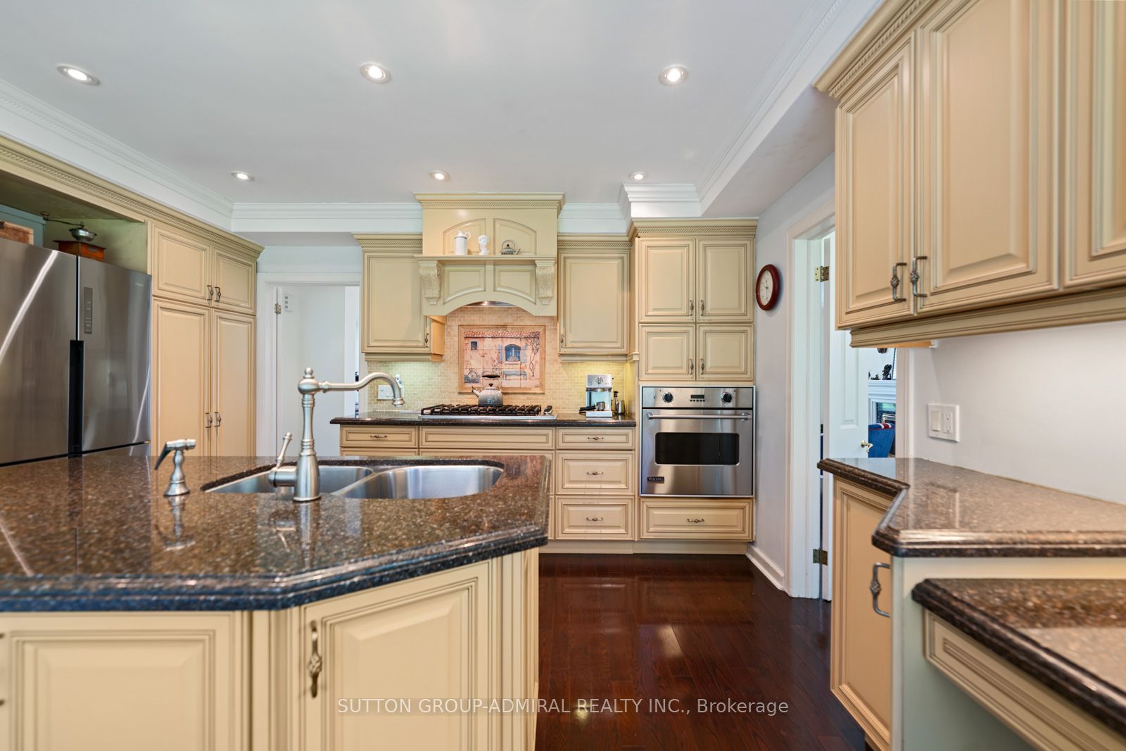 39 Pinehurst Crescent Property Photo 11