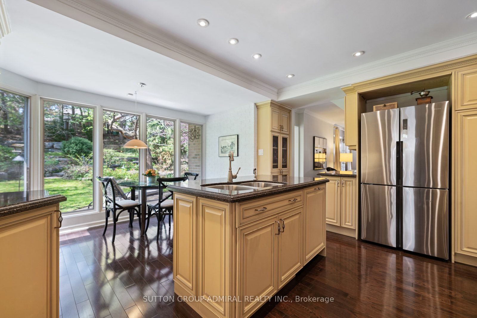 39 Pinehurst Crescent Property Photo 13
