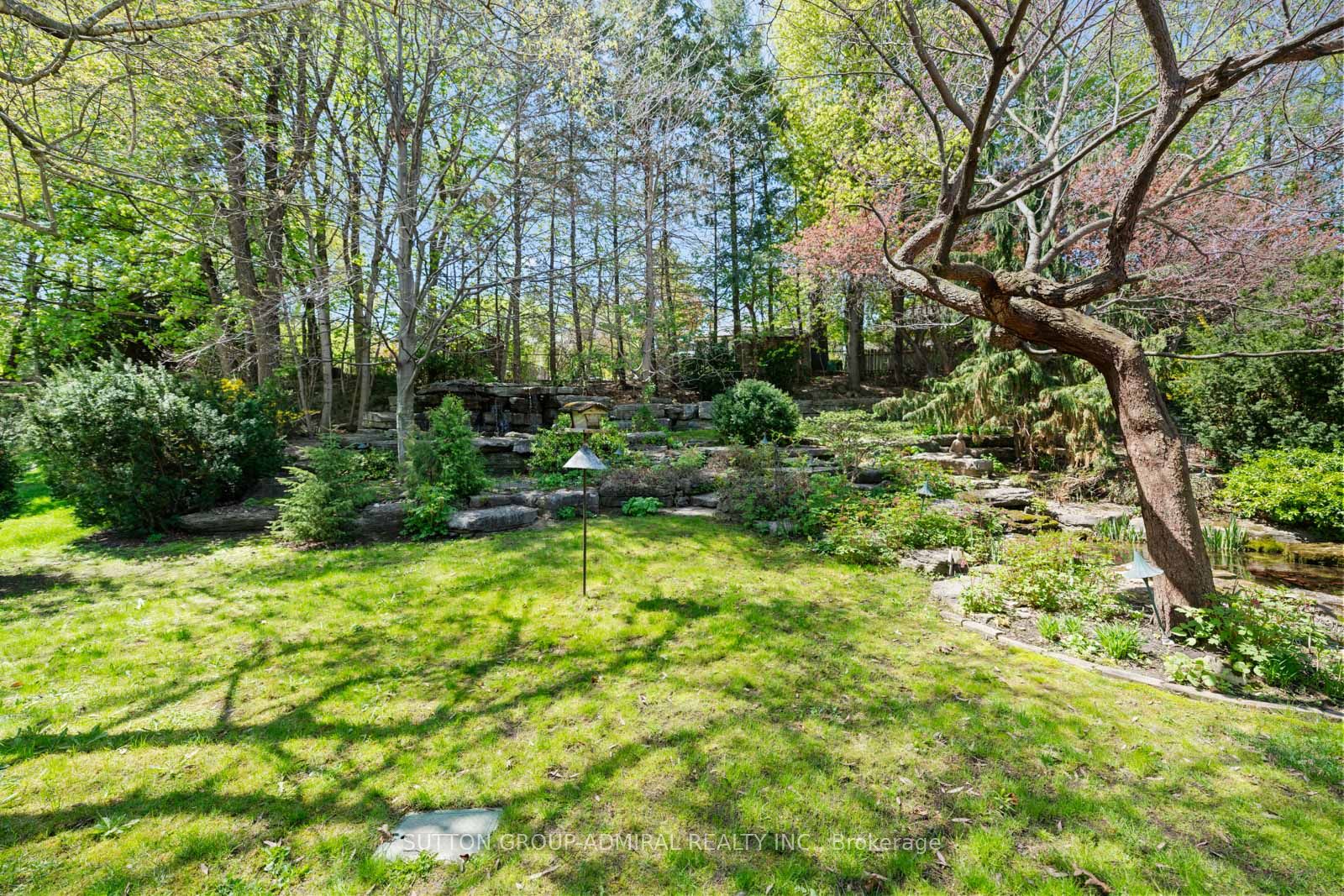 39 Pinehurst Crescent Property Photo 42