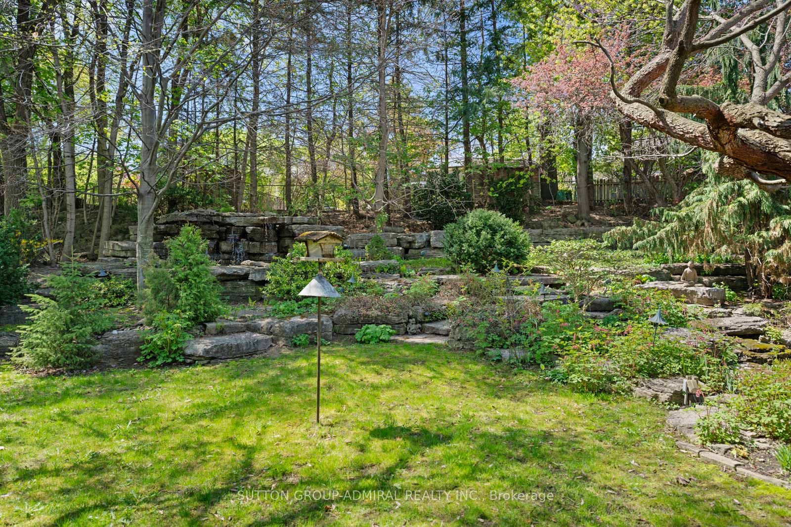 39 Pinehurst Crescent Property Photo 43