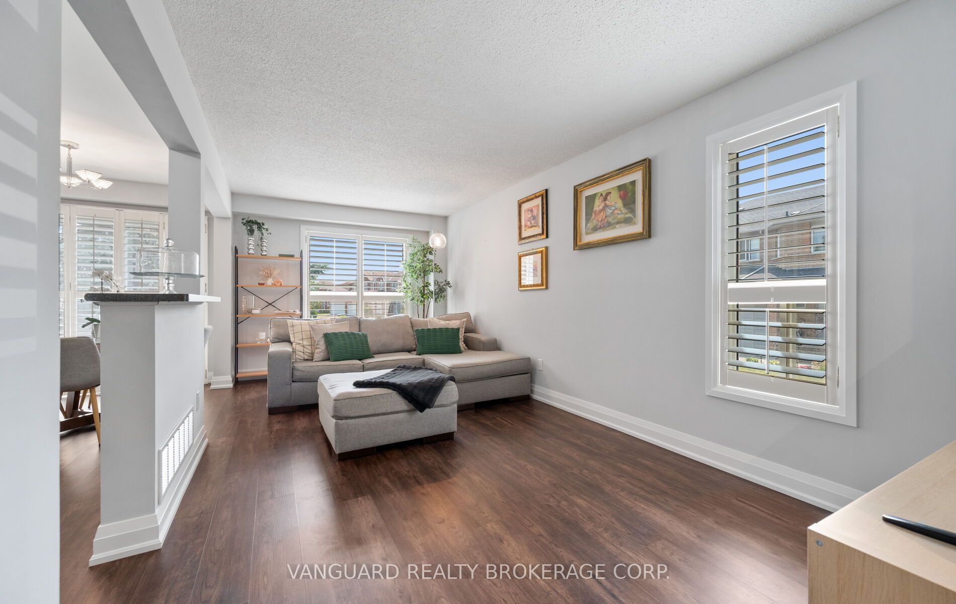 200 Cresthaven Road 110 Property Photo 10