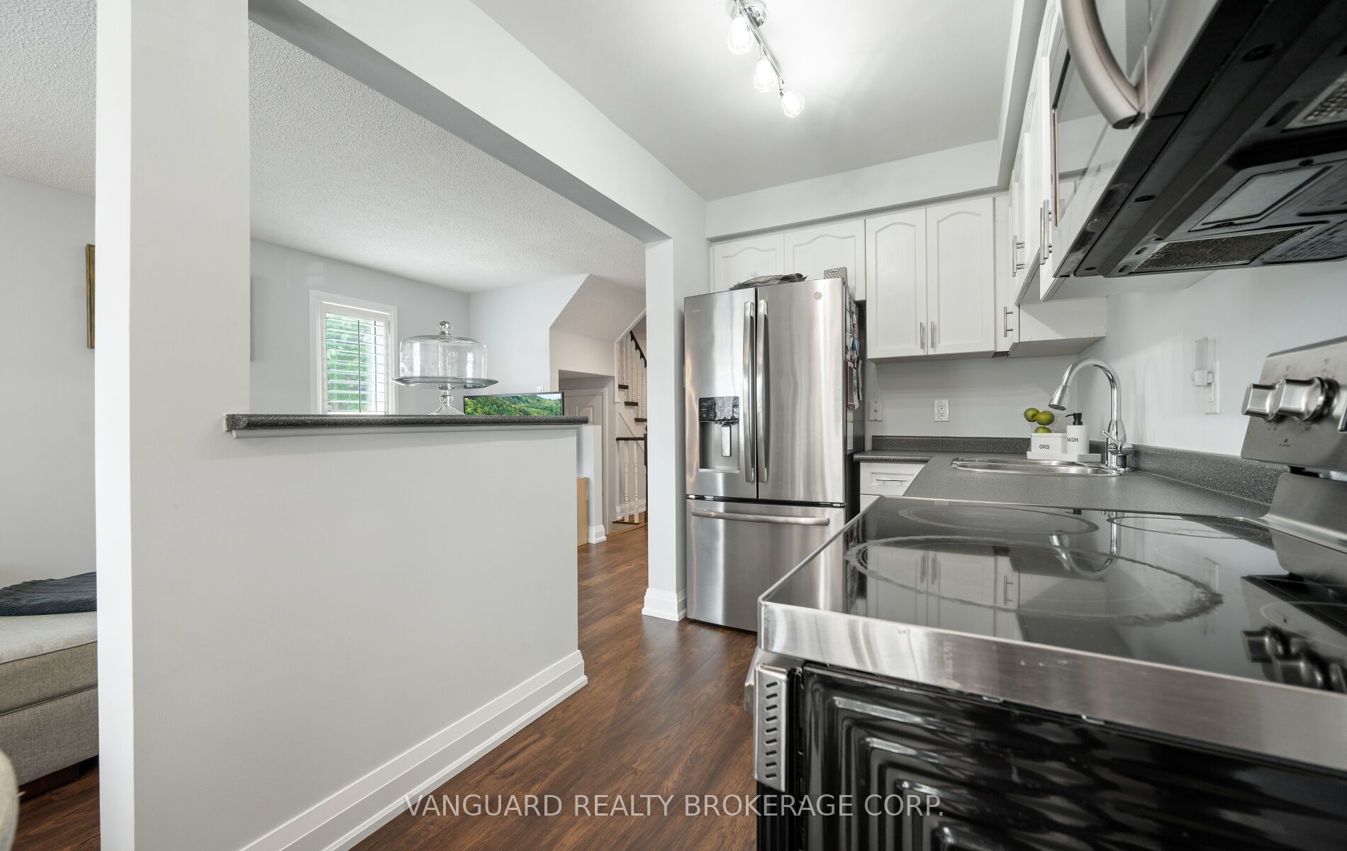 200 Cresthaven Road 110 Property Photo 19