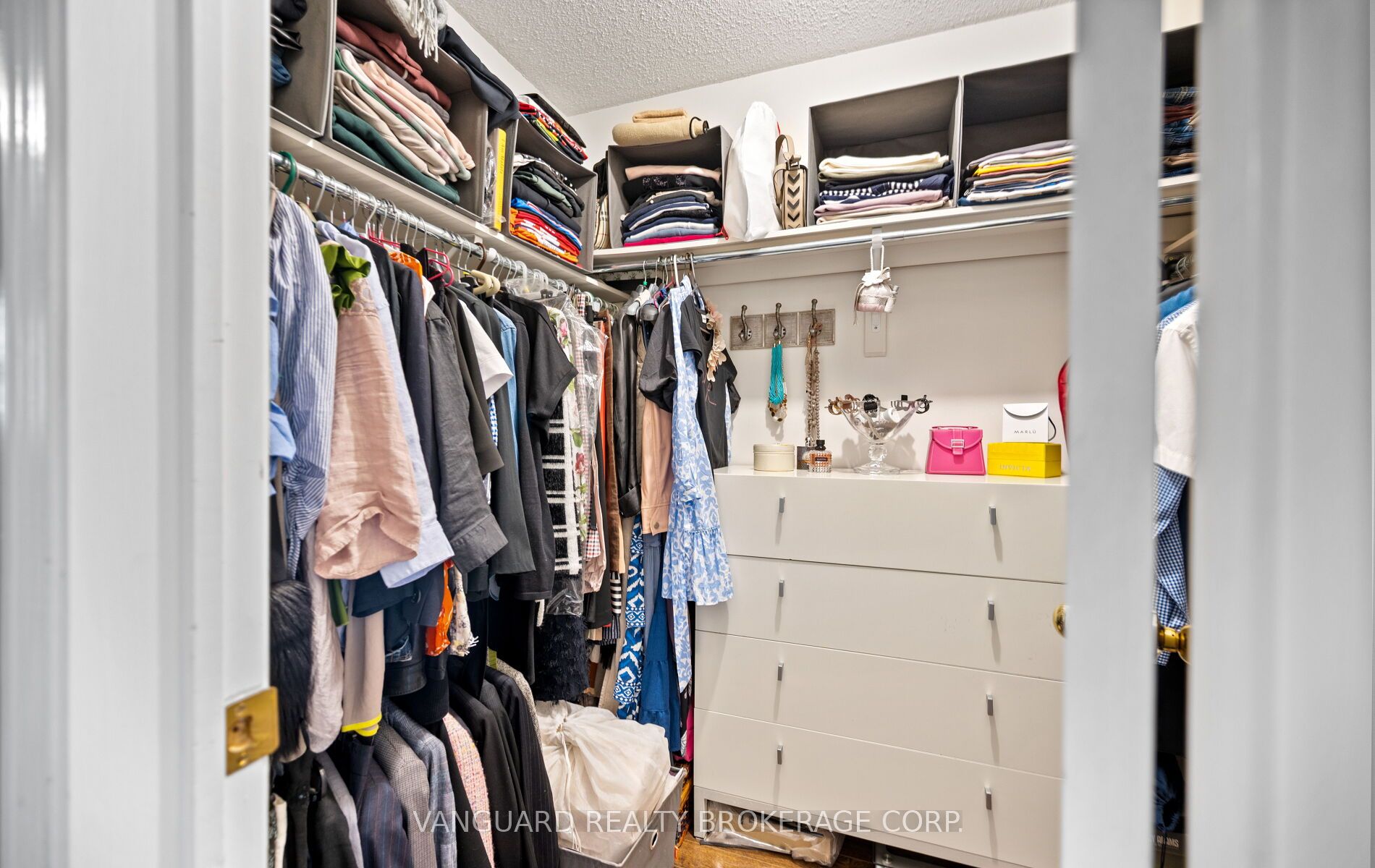 200 Cresthaven Road 110 Property Photo 43