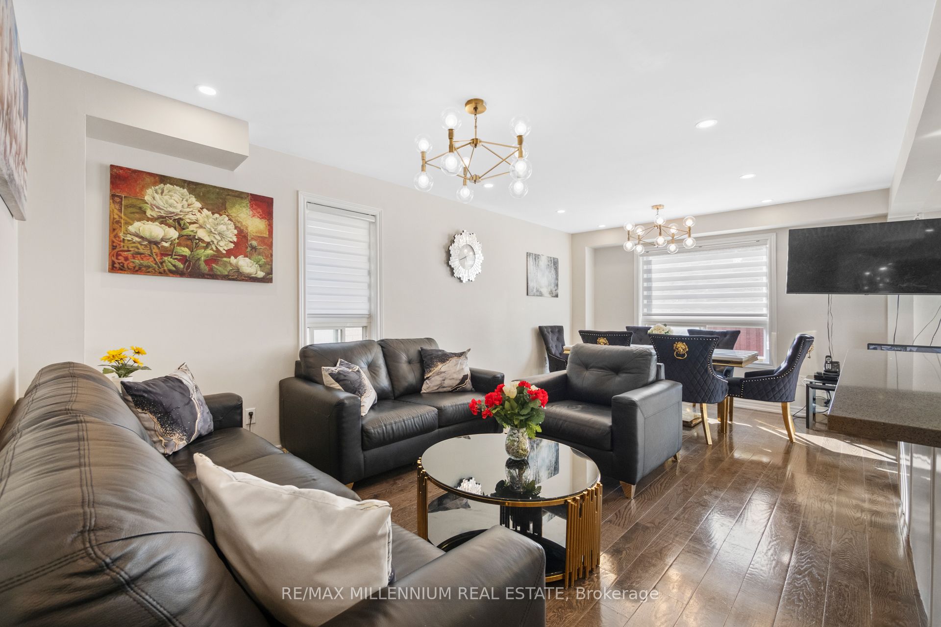 19 Earl Grey Crescent Property Photo 12
