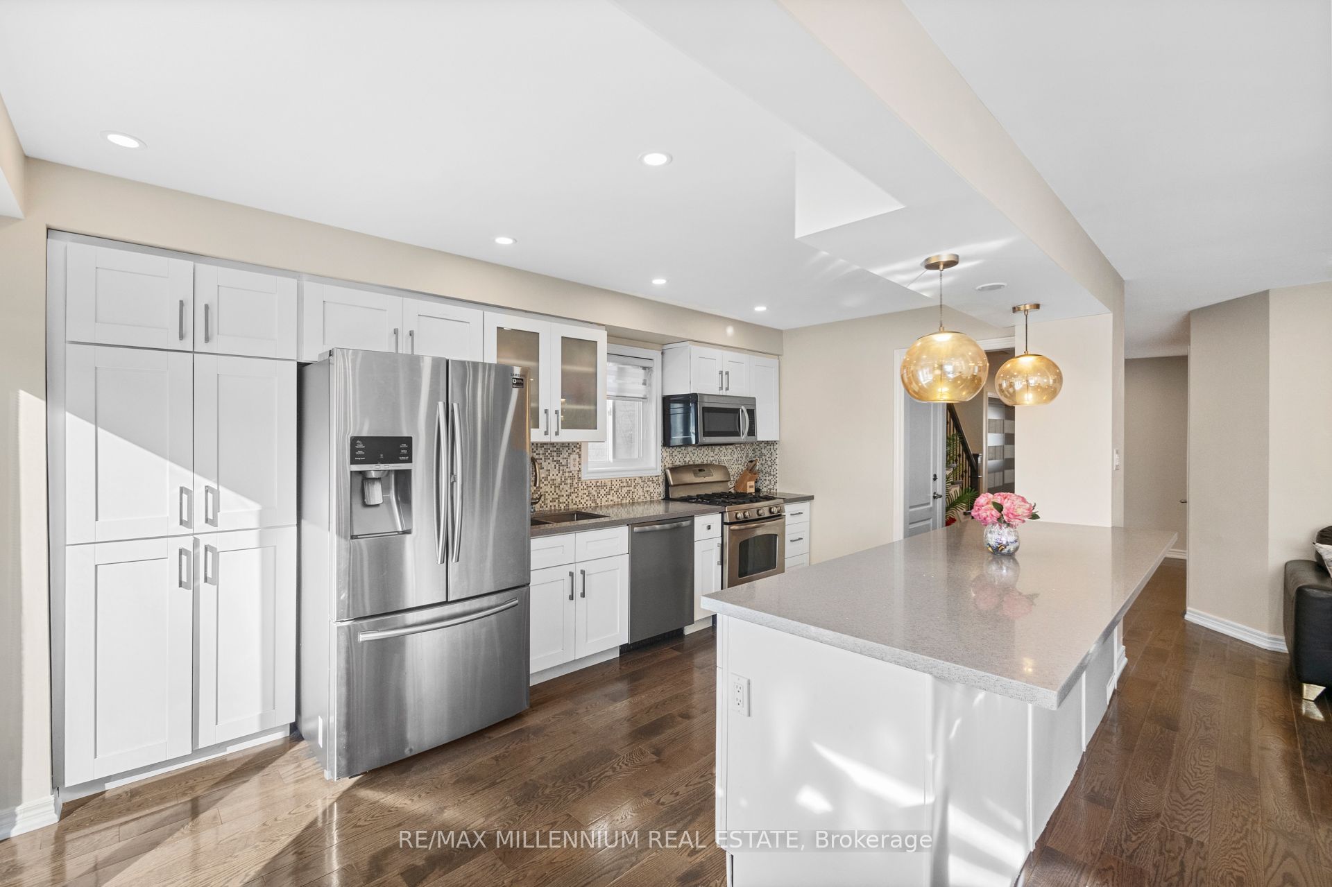 19 Earl Grey Crescent Property Photo 18