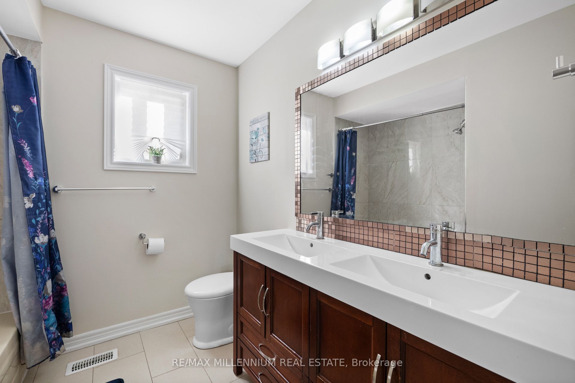 19 Earl Grey Crescent Property Photo 34