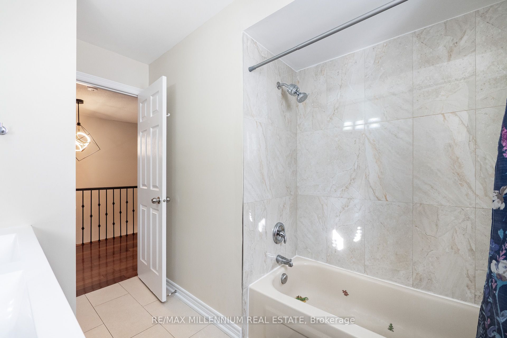 19 Earl Grey Crescent Property Photo 35