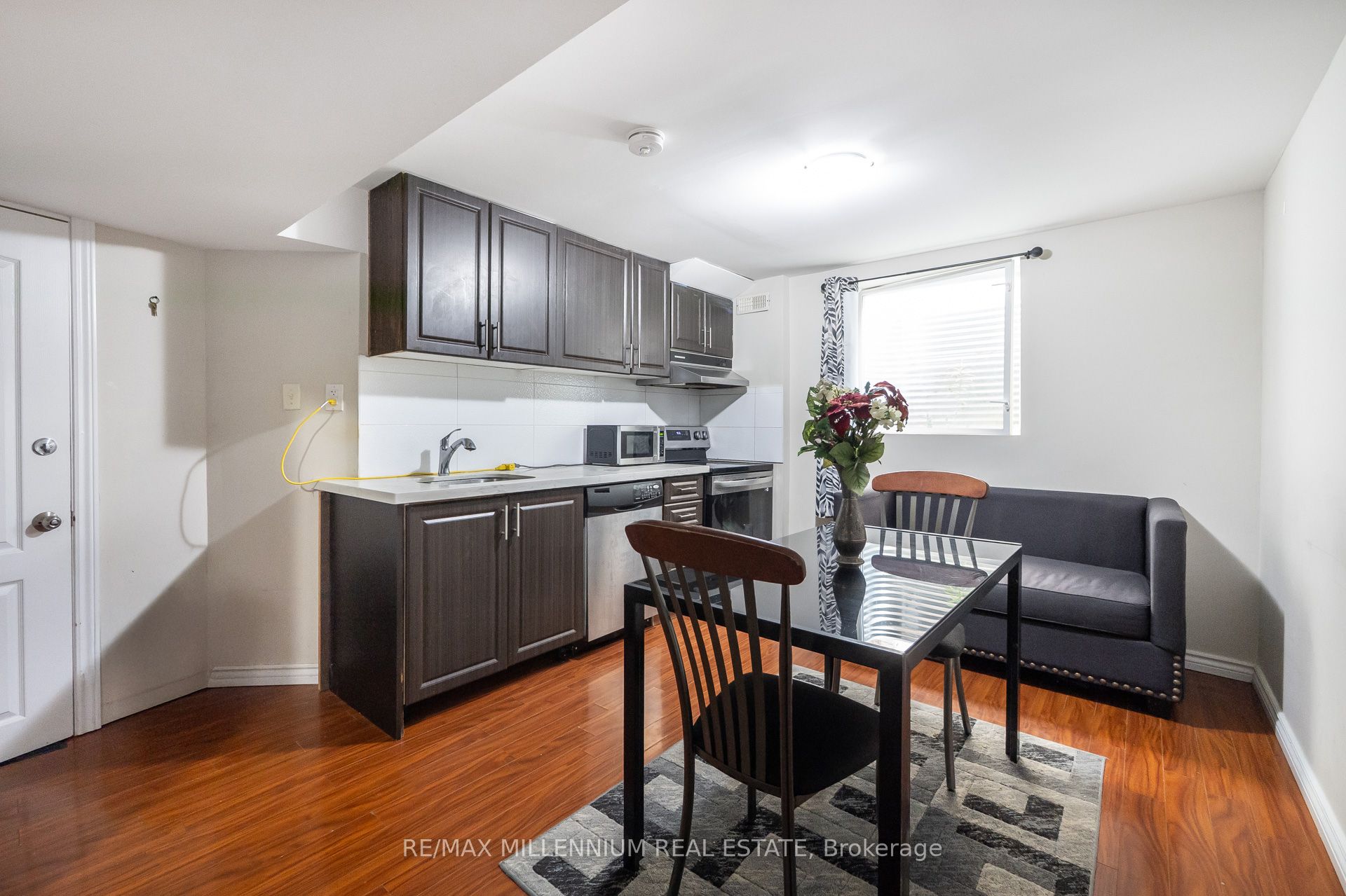 19 Earl Grey Crescent Property Photo 37
