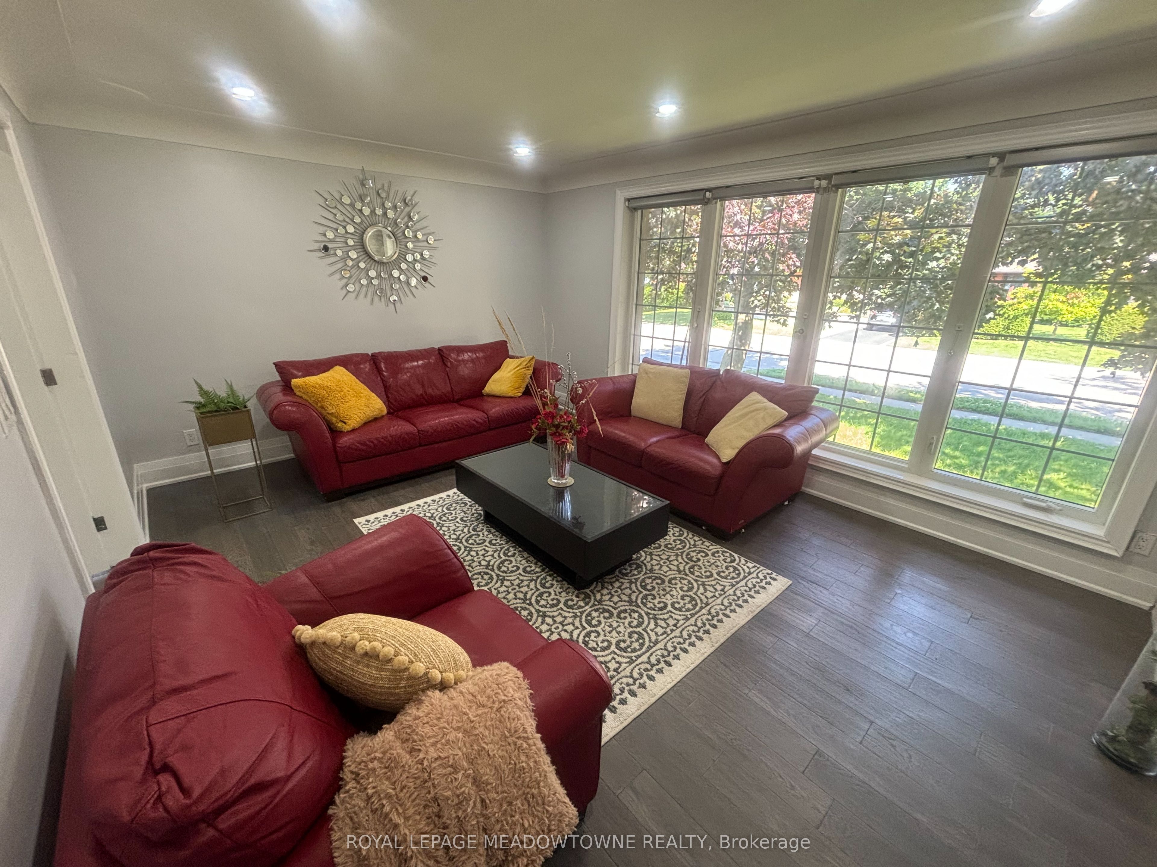 1278 Leighland Road Upper Property Photo 11