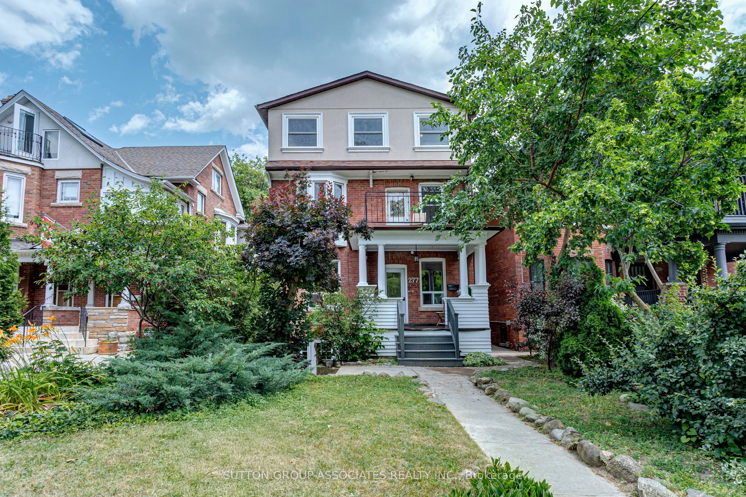 277 High Park Avenue 3 Property Photo 1