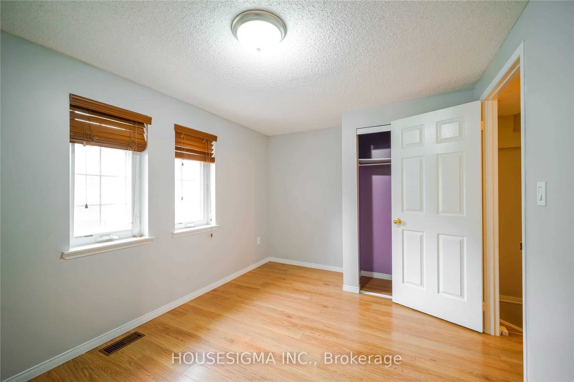 80 Strathaven Drive 21 Property Photo 10