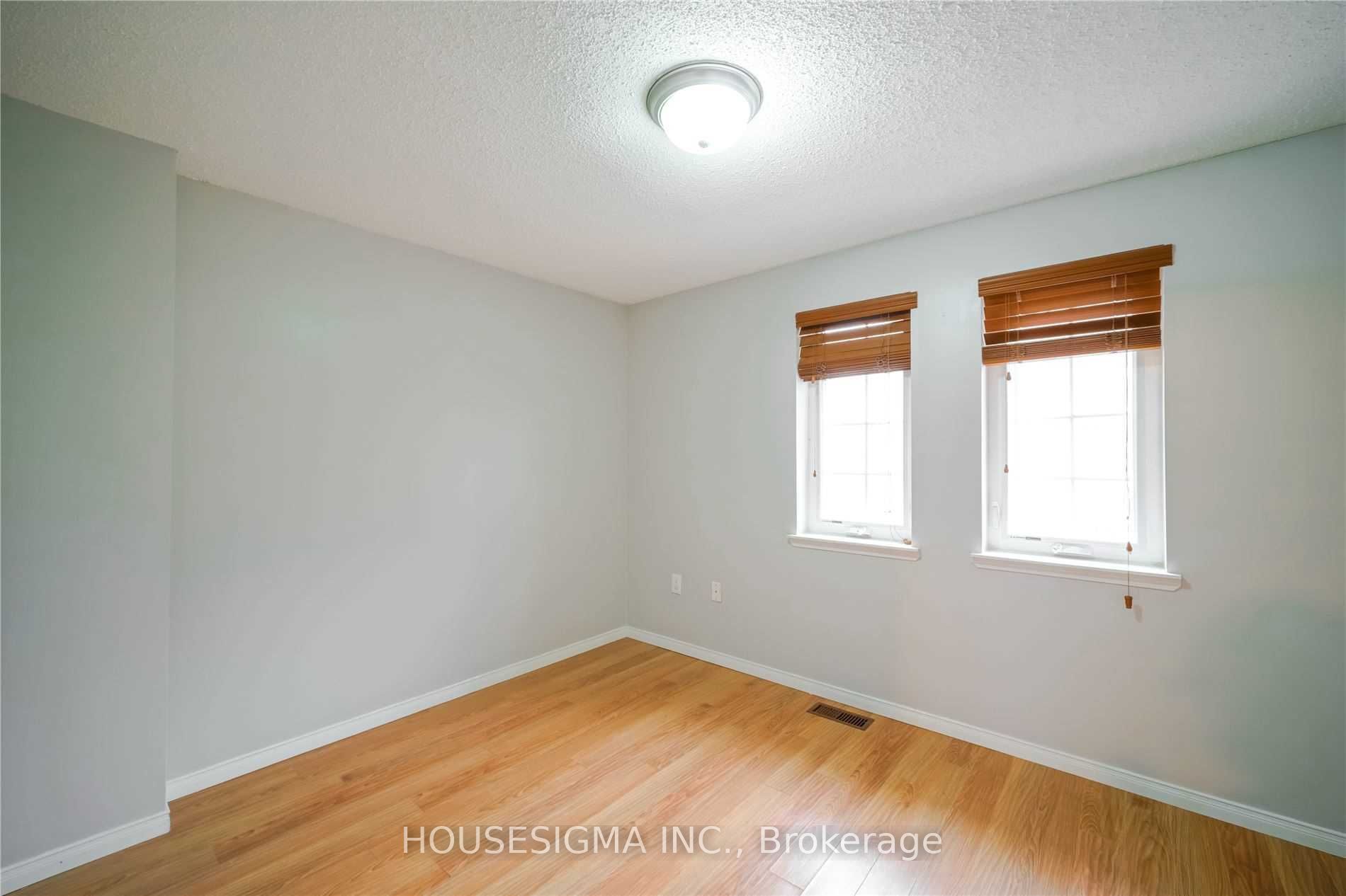 80 Strathaven Drive 21 Property Photo 13