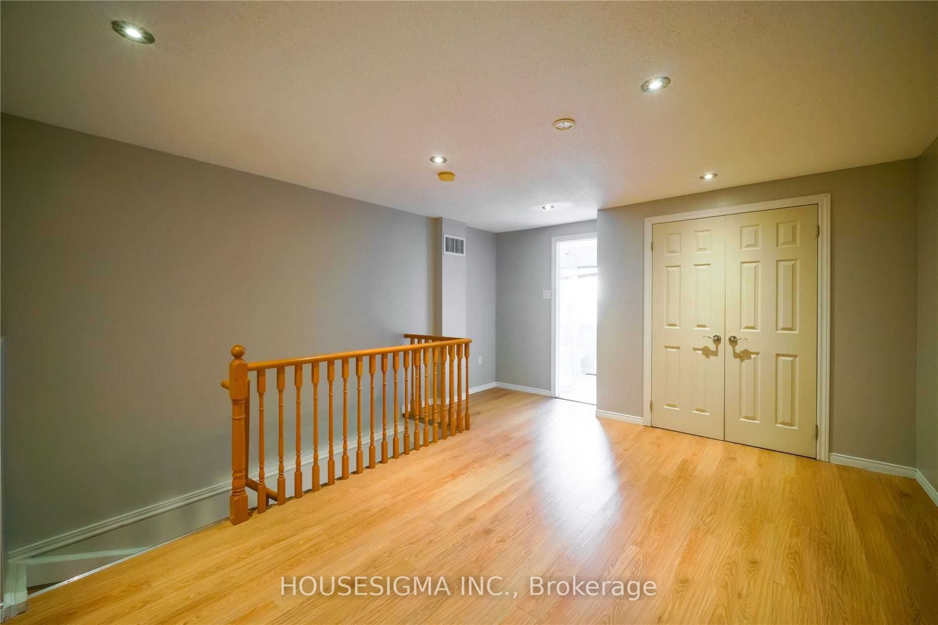 80 Strathaven Drive 21 Property Photo 25