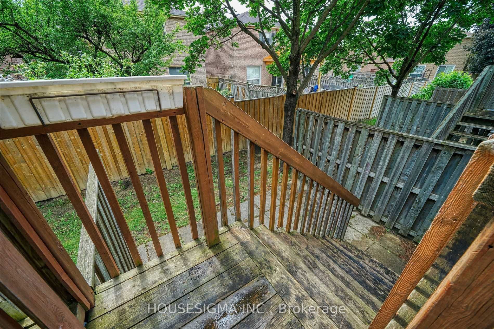 80 Strathaven Drive 21 Property Photo 30