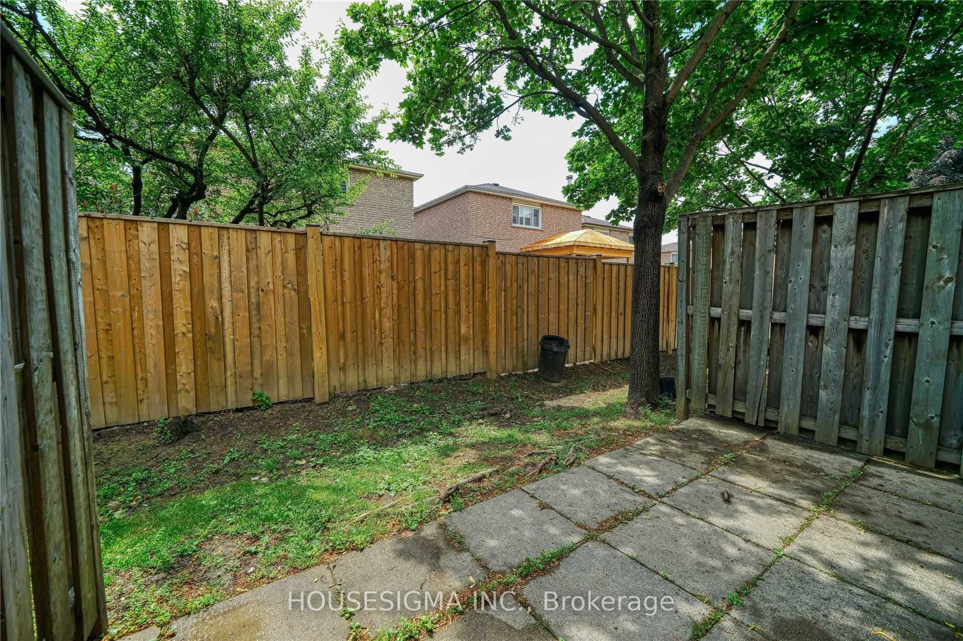 80 Strathaven Drive 21 Property Photo 32