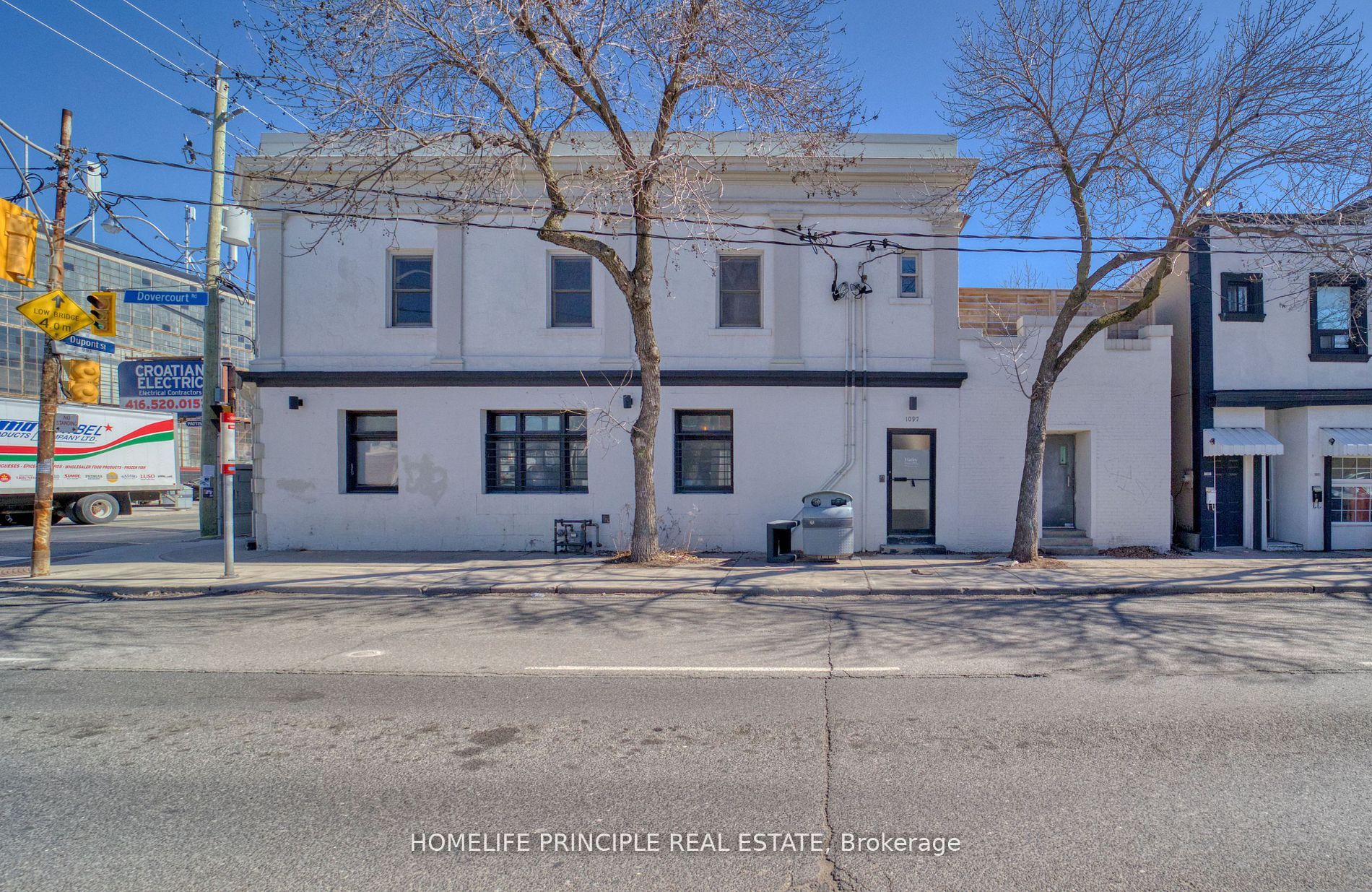 995 Dupont Street Property Photo 1