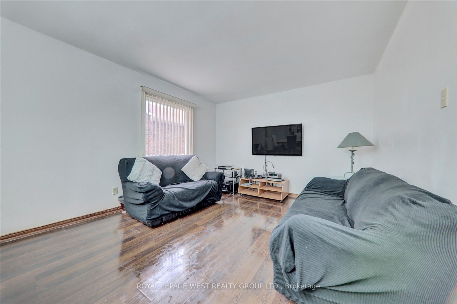 4556 Metcalfe Avenue Property Photo 6
