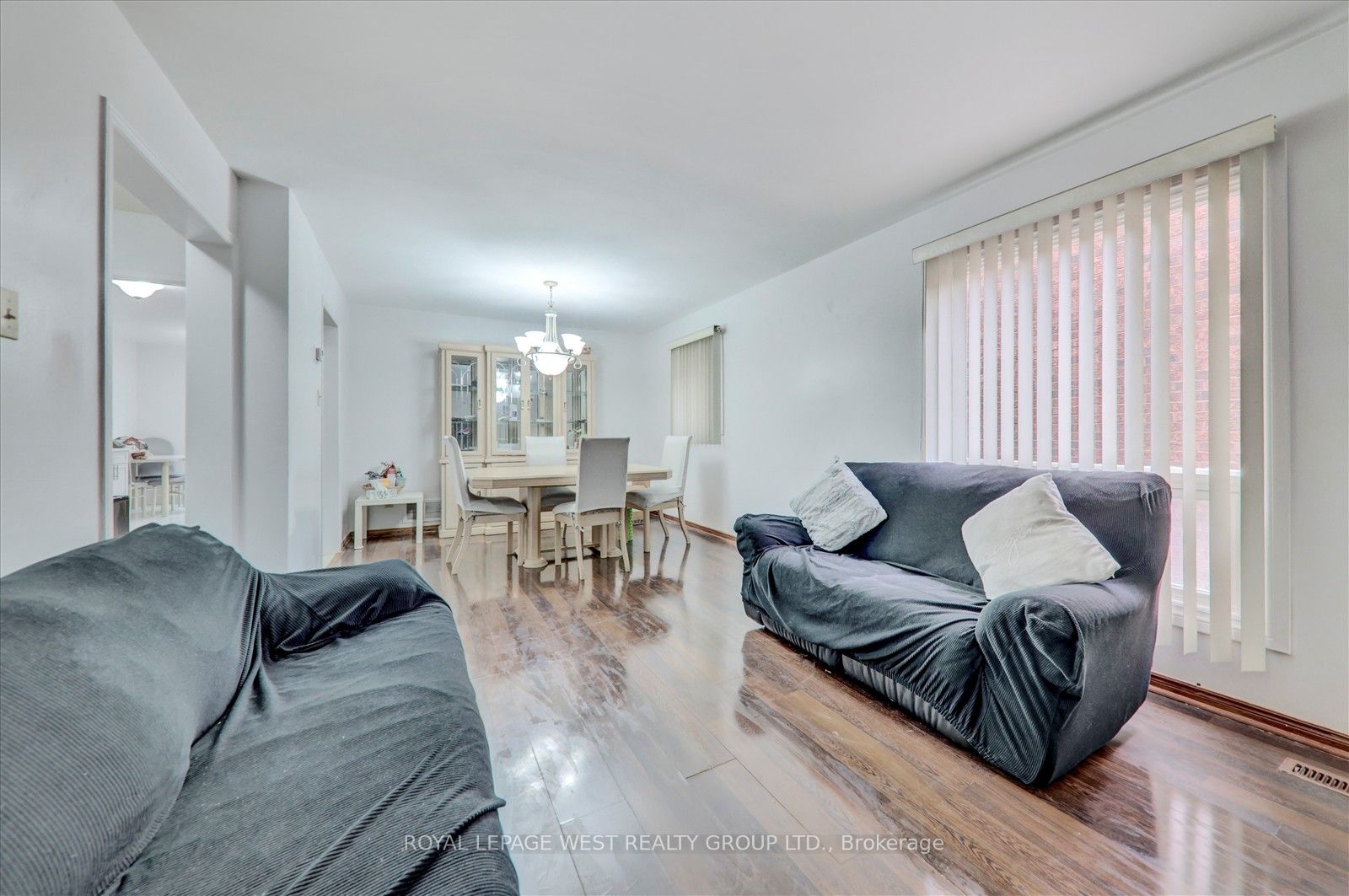 4556 Metcalfe Avenue Property Photo 7