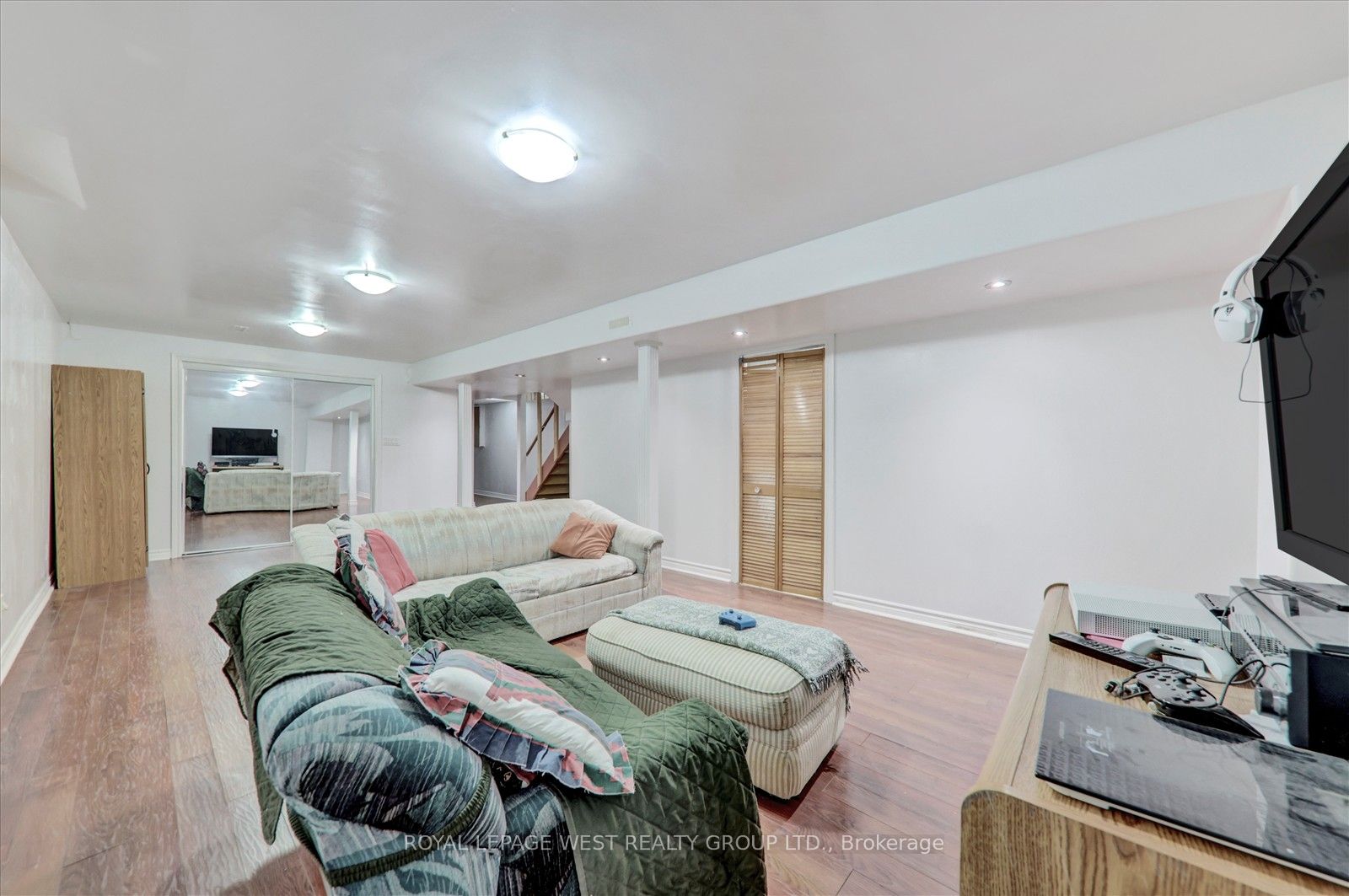 4556 Metcalfe Avenue Property Photo 20