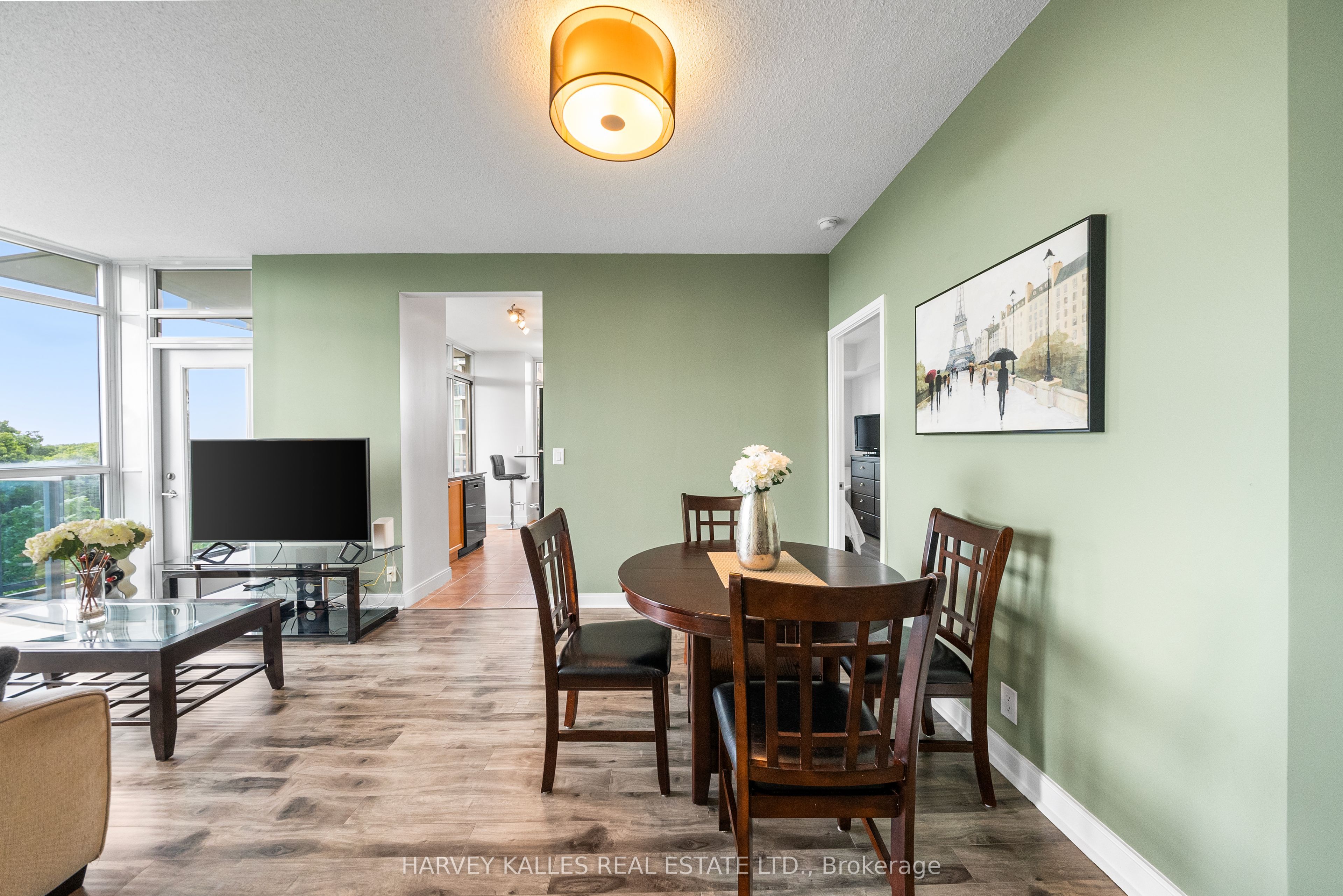 80 Absolute Avenue 503 Property Photo 9