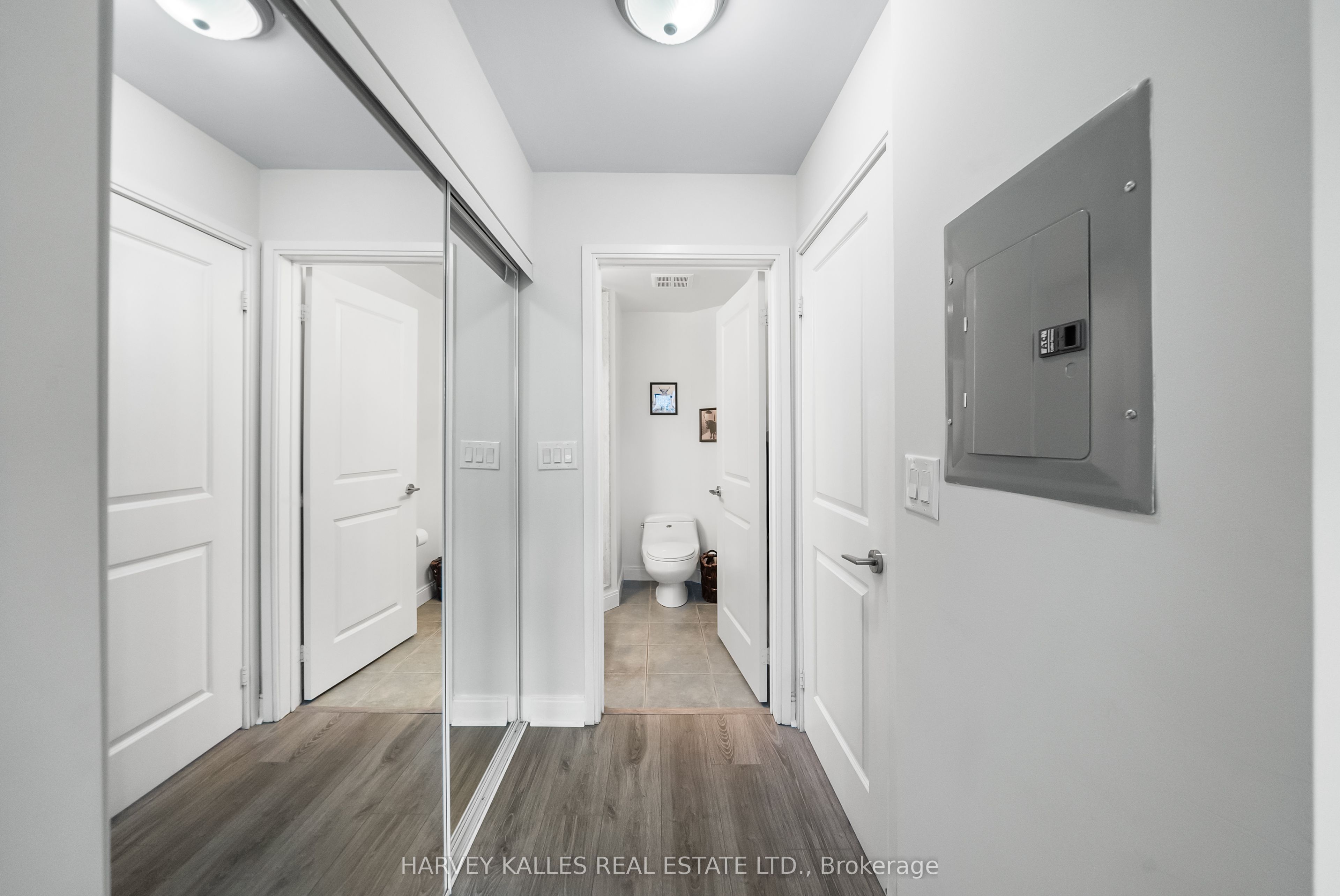 80 Absolute Avenue 503 Property Photo 23