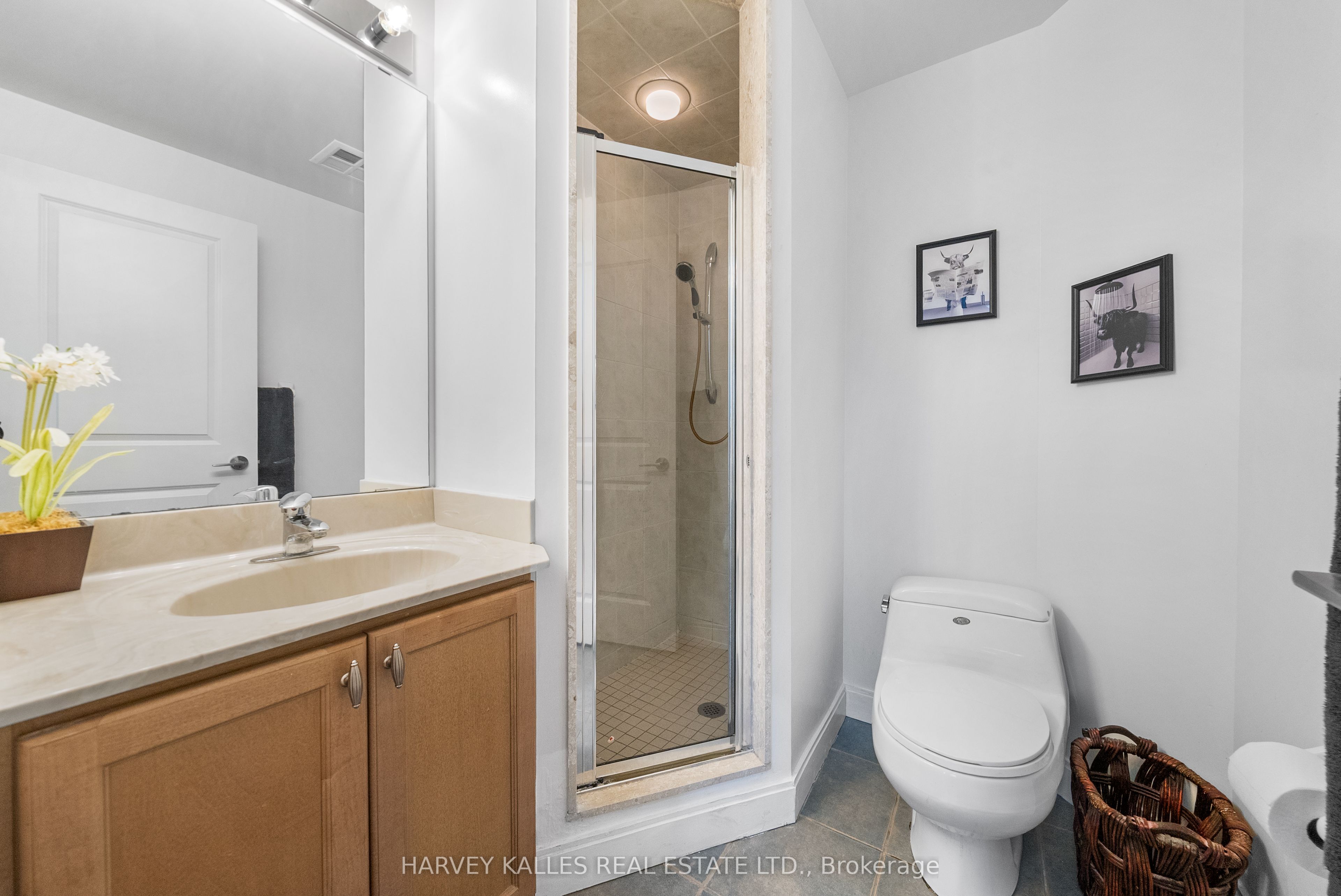 80 Absolute Avenue 503 Property Photo 24