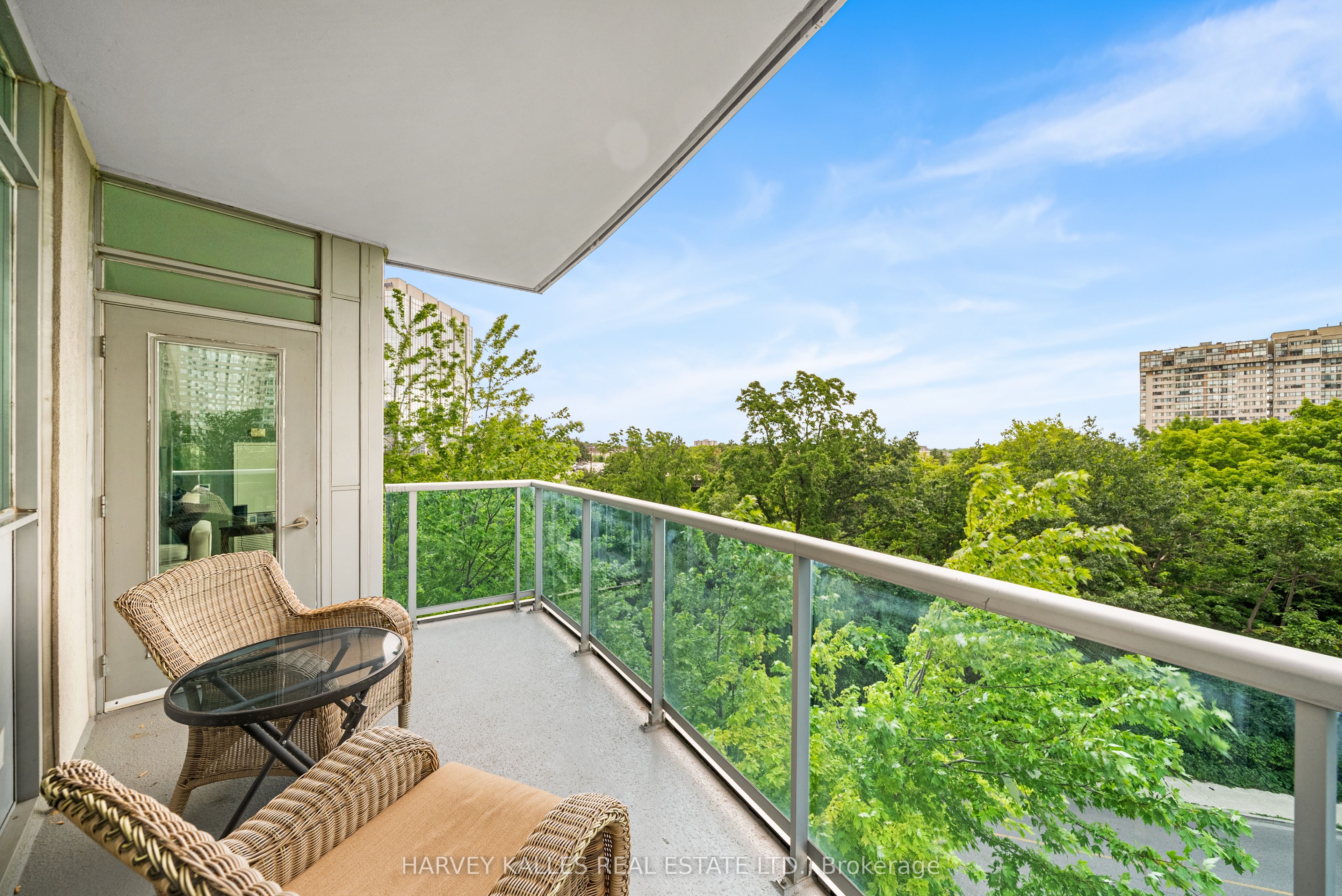 80 Absolute Avenue 503 Property Photo 29