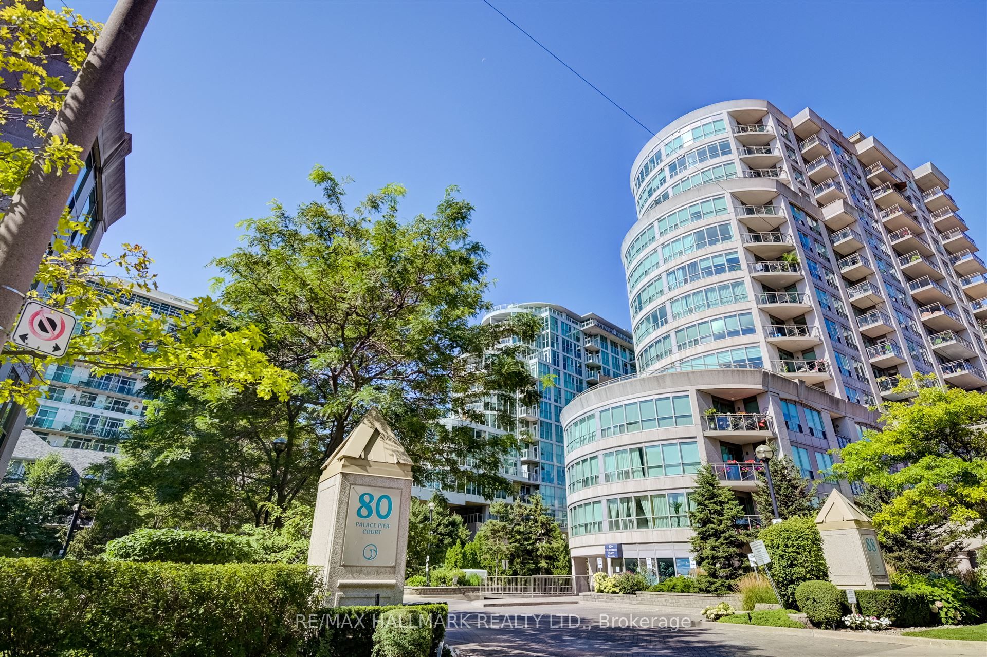 #201 - 80 Palace Pier Court Property Photo 1