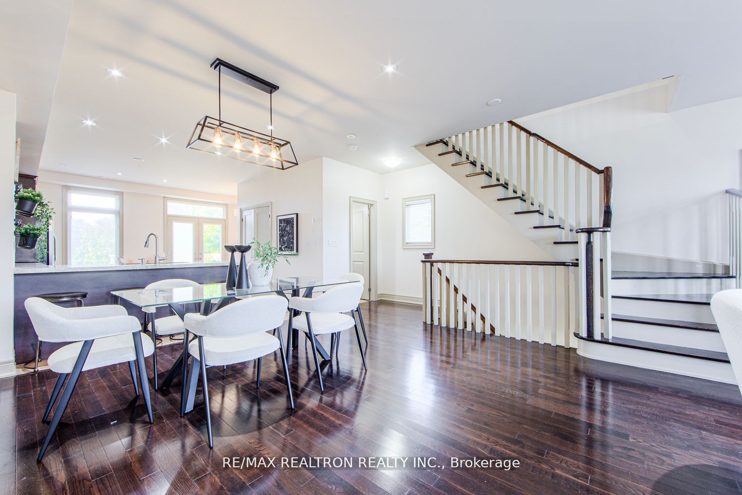 62 Monclova Road Property Photo 12