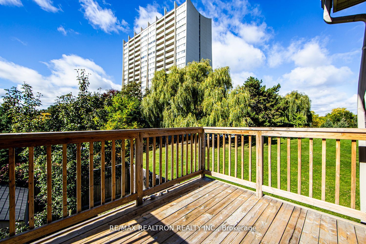 62 Monclova Road Property Photo 17