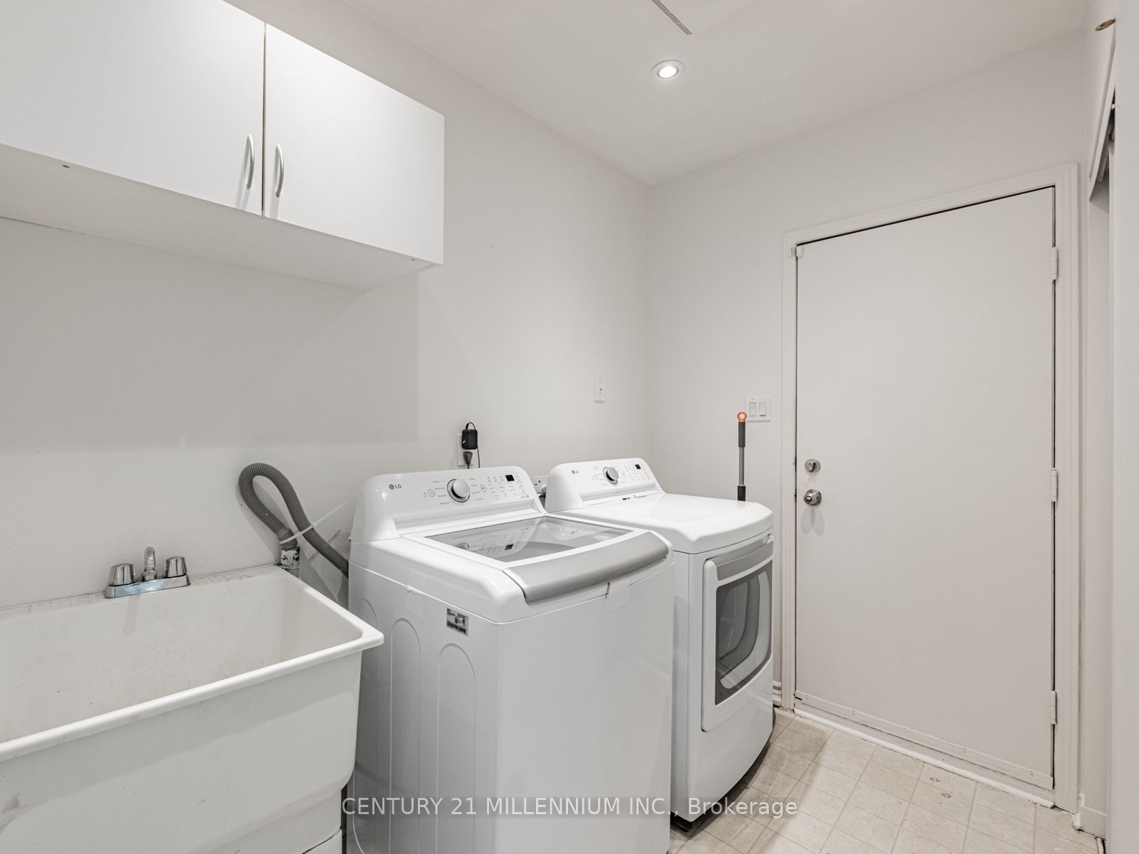 13 Rocky Mountain Crescent Property Photo 20