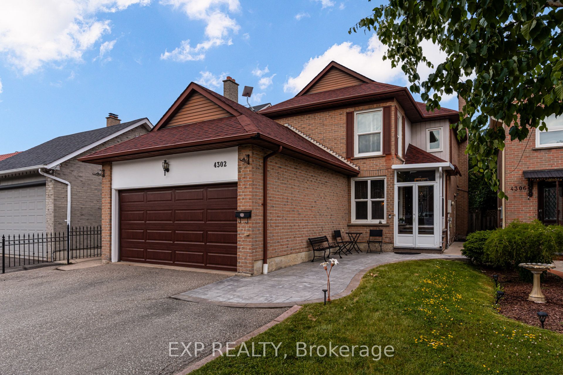 4302 Mayflower Drive Property Photo 1
