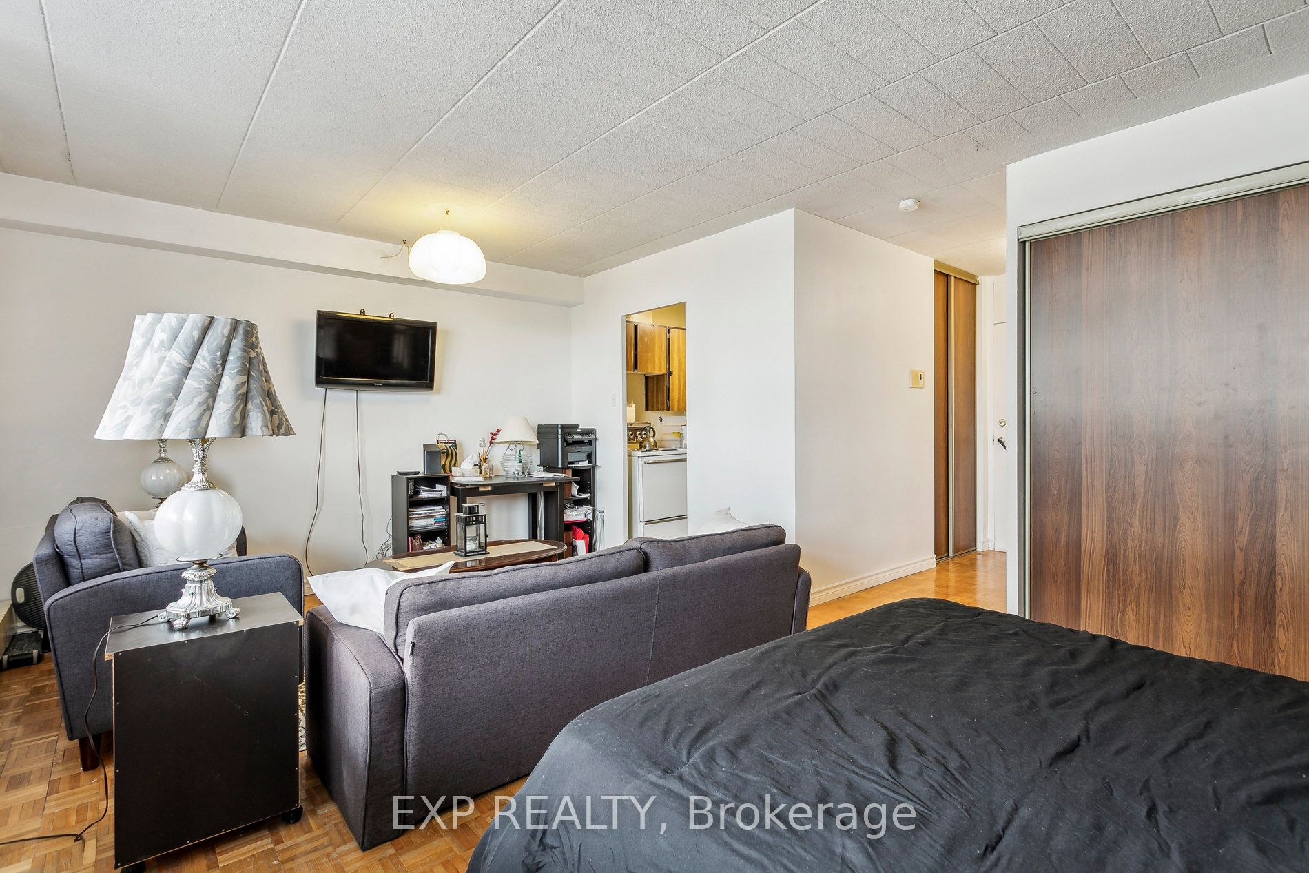 3625 Lakeshore Boulevard W 506 Property Photo 10