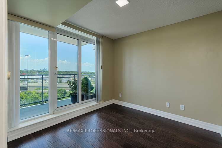 2121 Lake Shore Boulevard W 1203 Property Photo 14