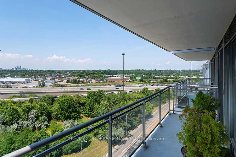 2121 Lake Shore Boulevard W 1203 Property Photo 20