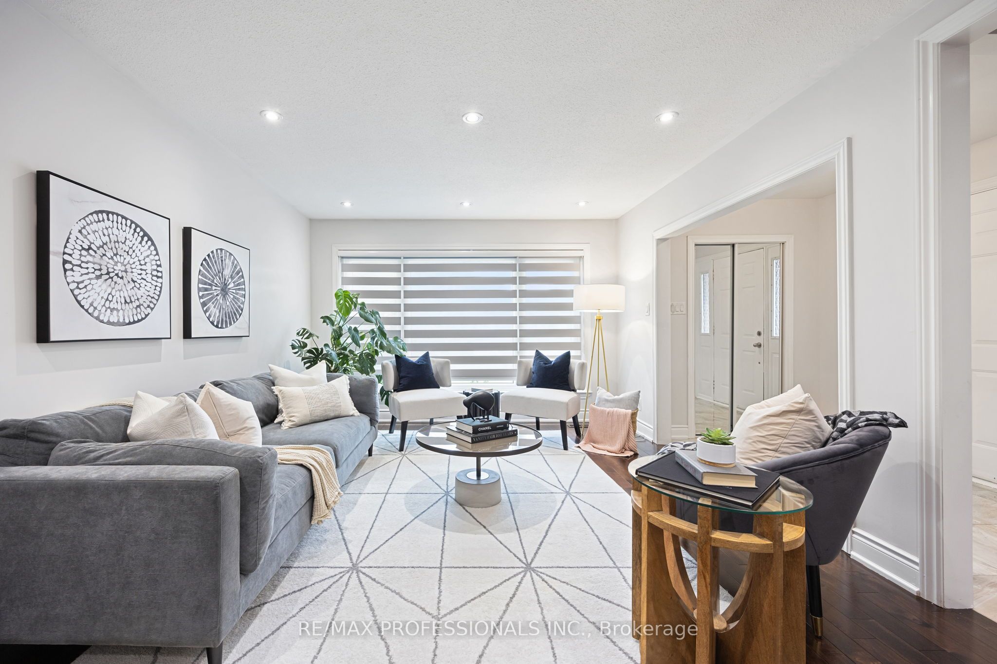 38 Dalraith Crescent Property Photo 1