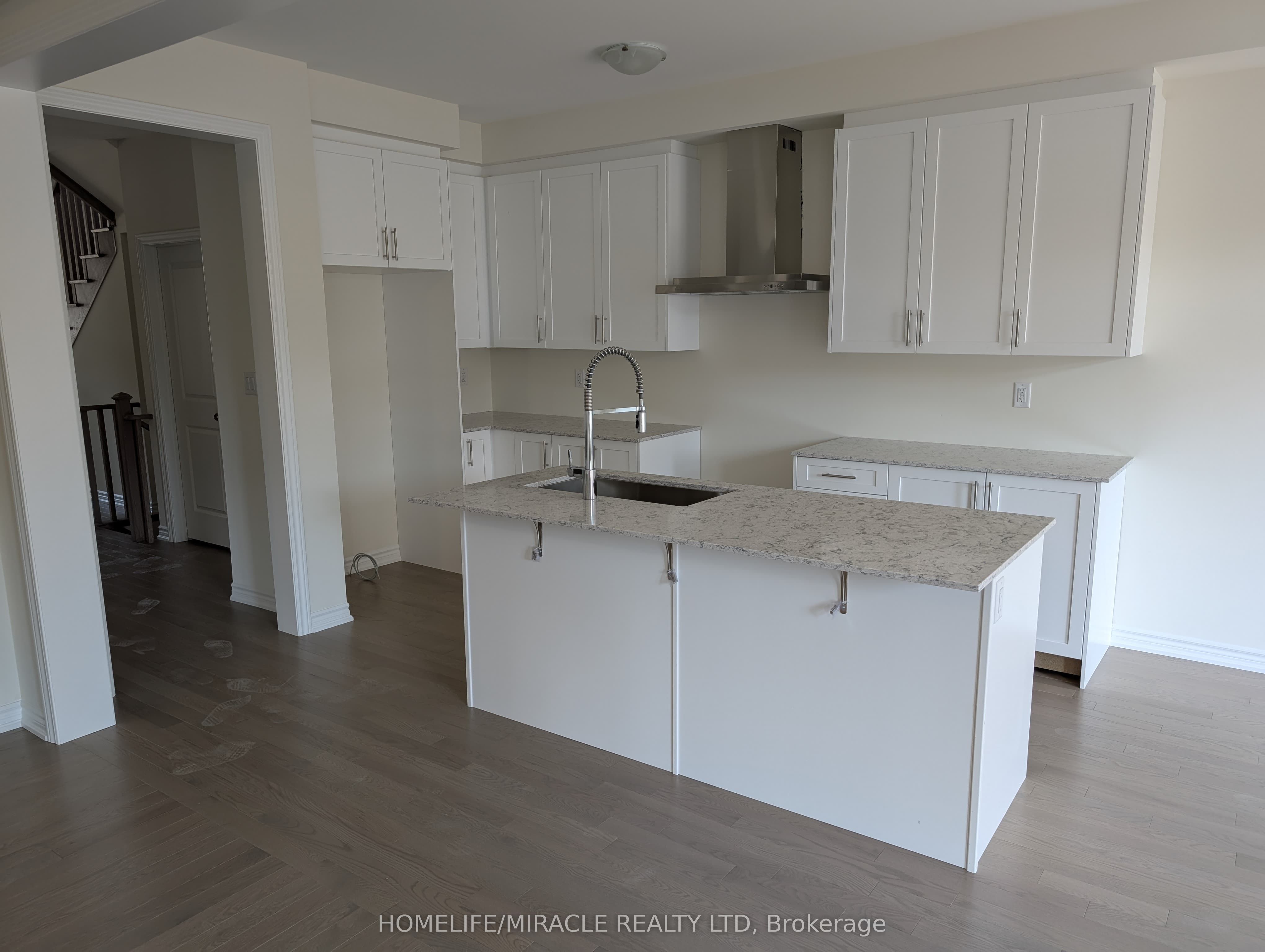 47 Arnold Circle Property Photo 1