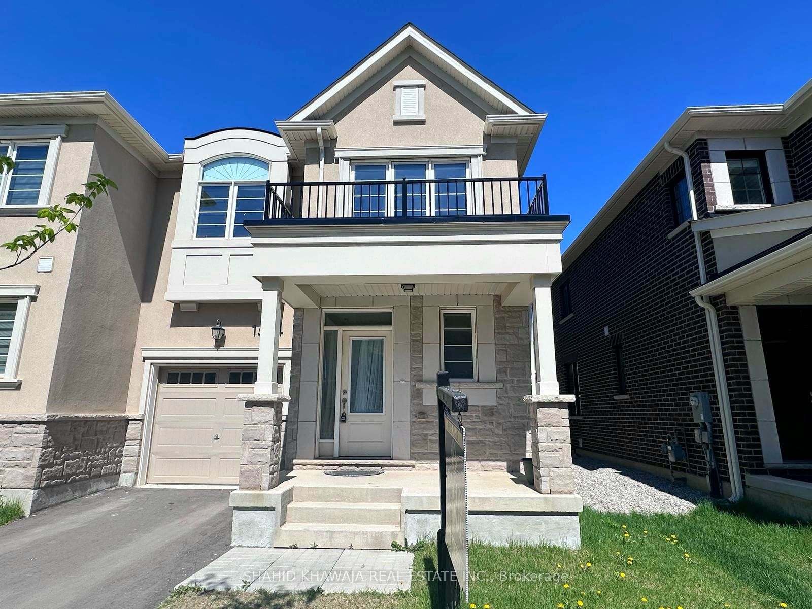 1564 Moira Crescent Property Photo 1