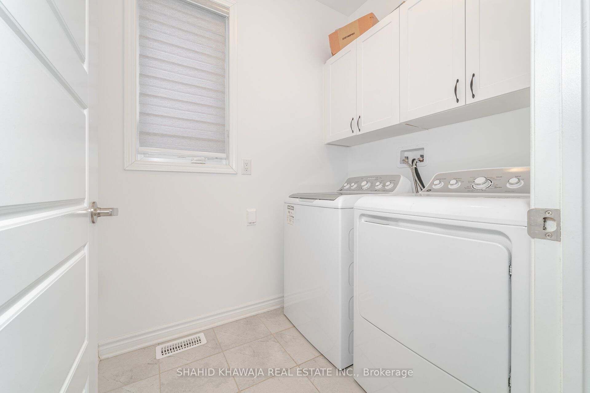 1564 Moira Crescent Property Photo 13