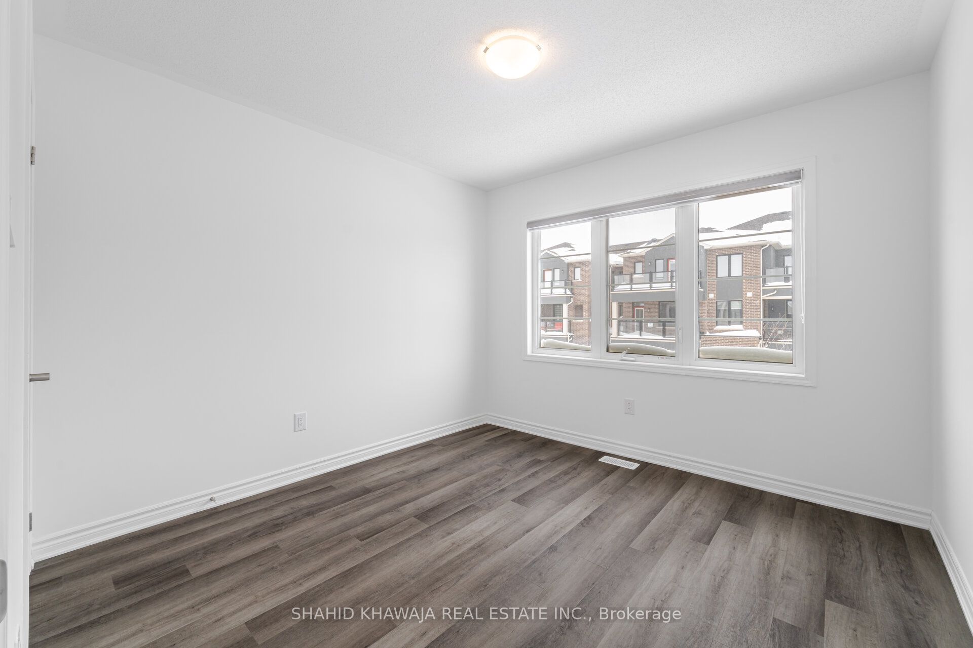1564 Moira Crescent Property Photo 21