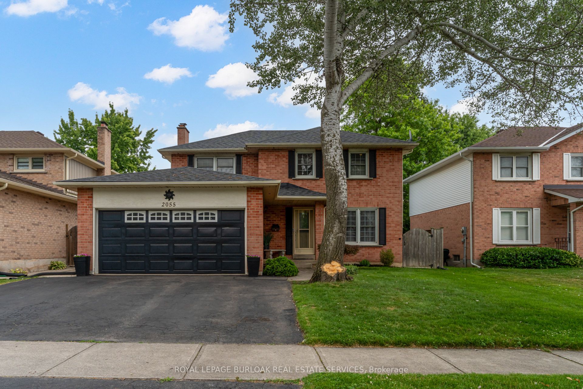 2055 Hunters Wood Drive Property Photo 1