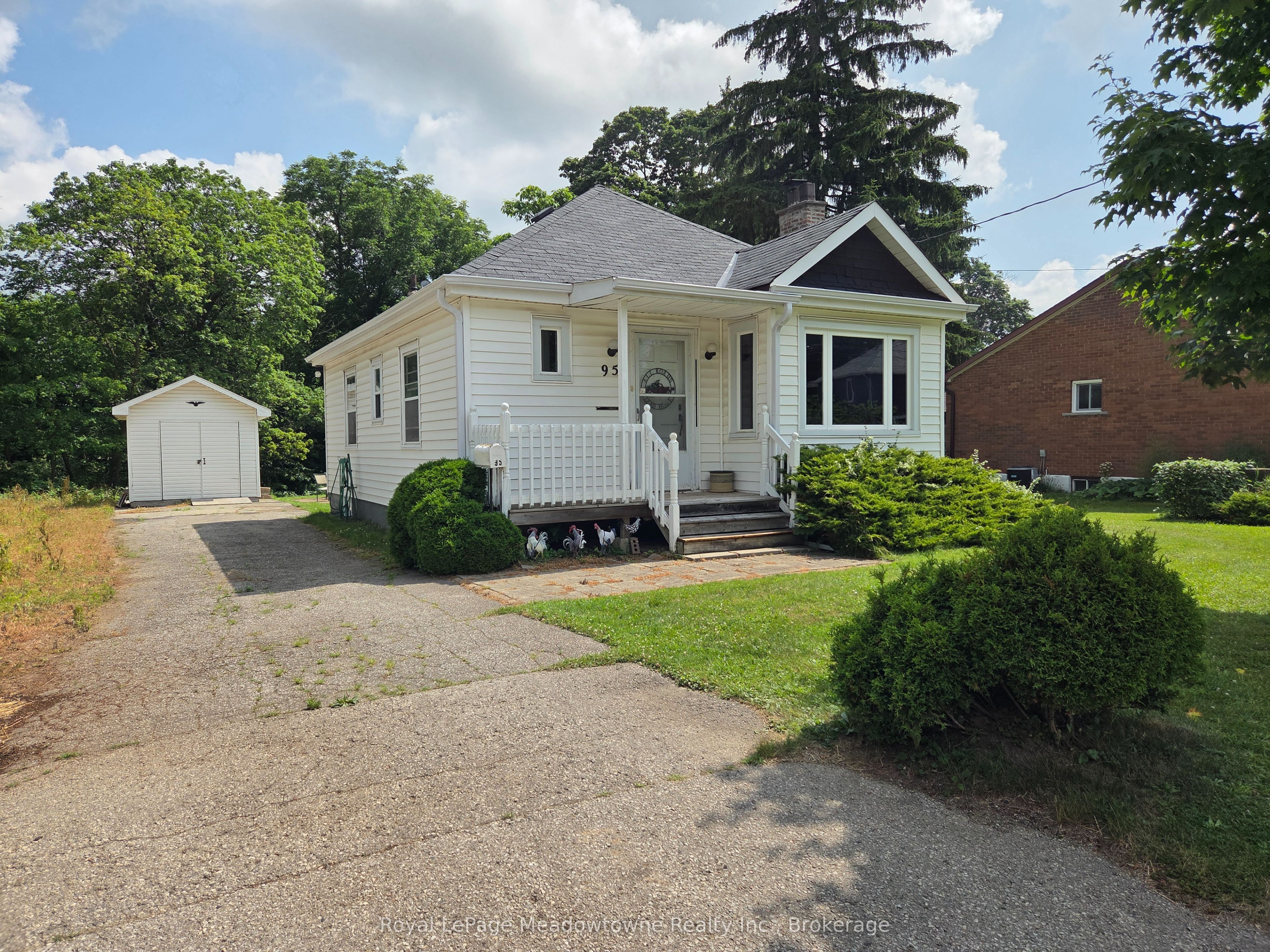 95 Poplar Avenue