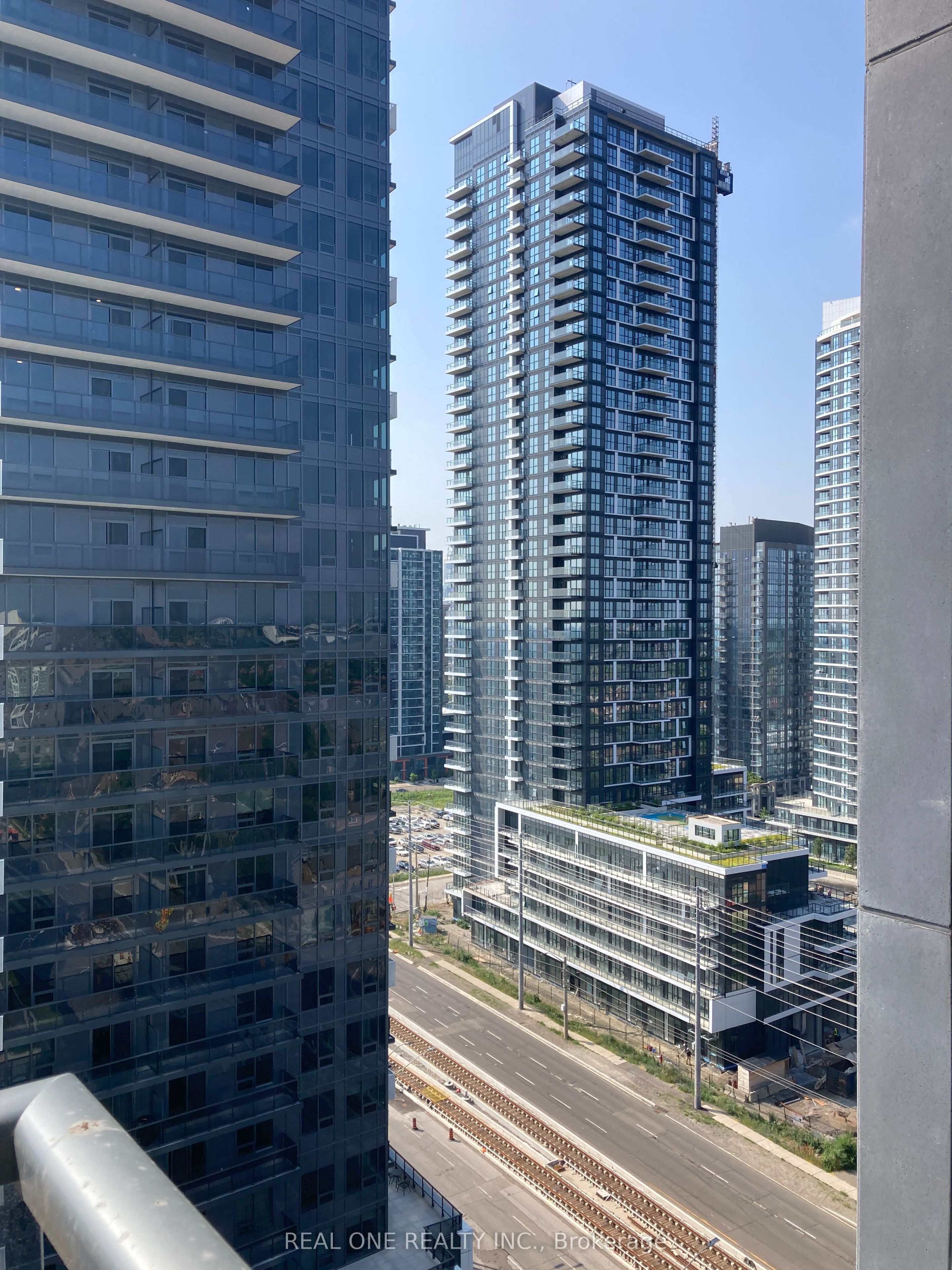 8 Nahani Way 1818 Property Photo 13