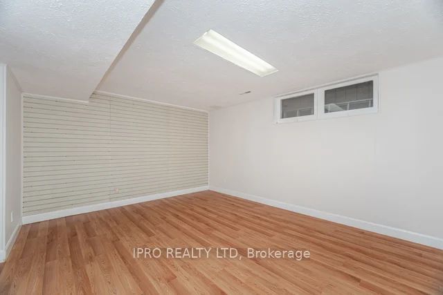 42 Hillside Drive Property Photo 30