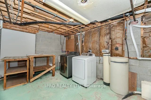 42 Hillside Drive Property Photo 38