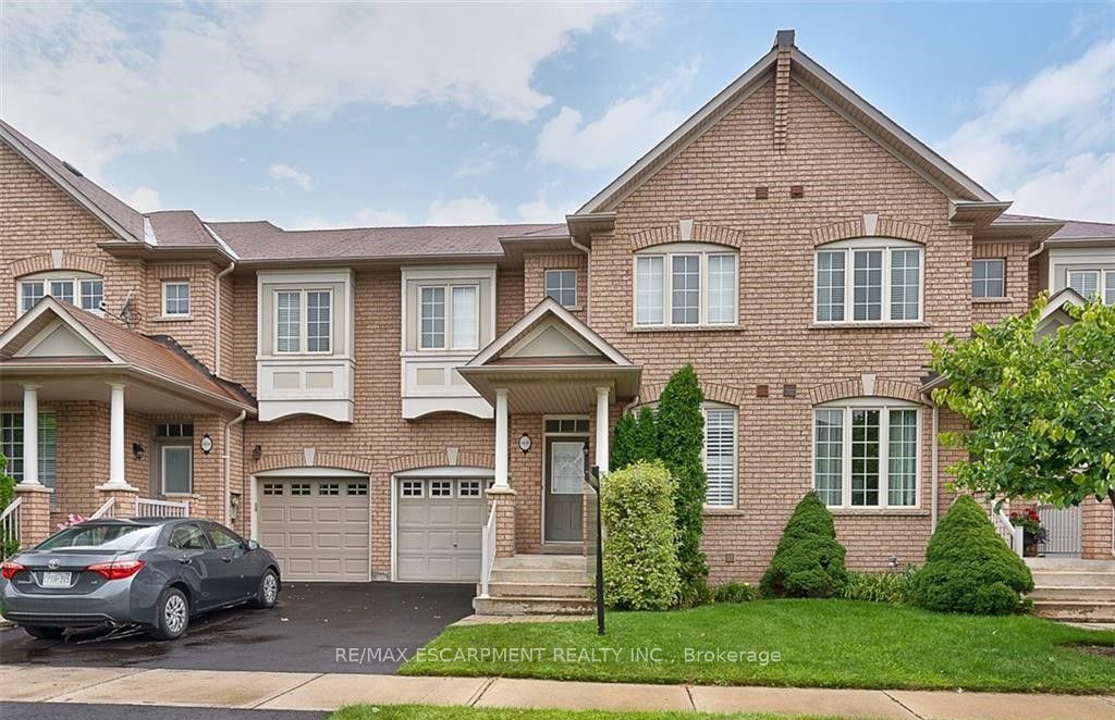 3436 Hayhurst Cres Property Photo 1