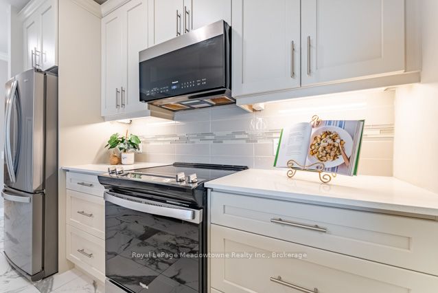 830 Megson Terrace 422 Property Photo 5