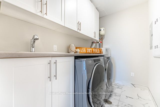 830 Megson Terrace 422 Property Photo 27