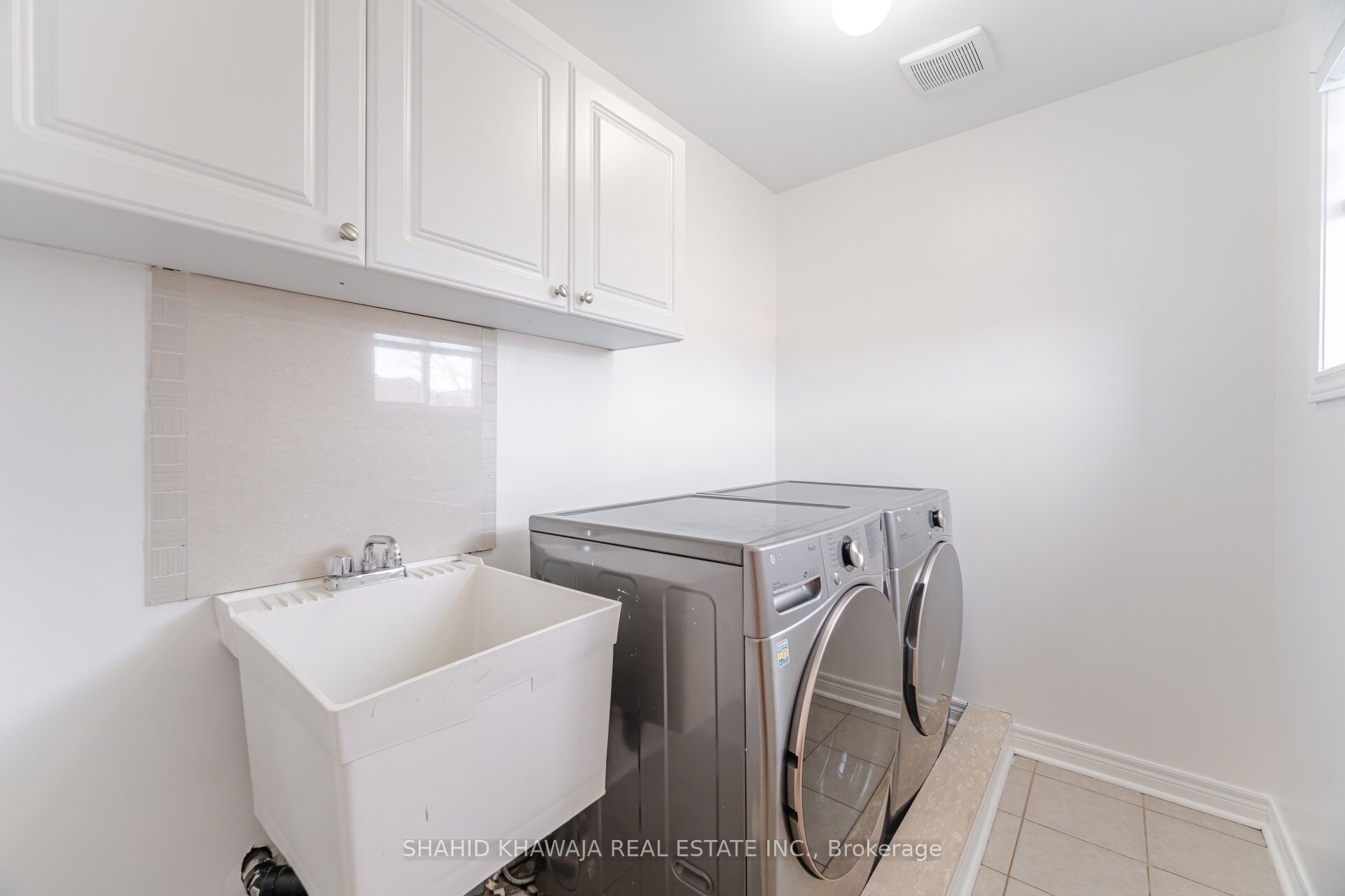 2340 Briargrove Circle Property Photo 35